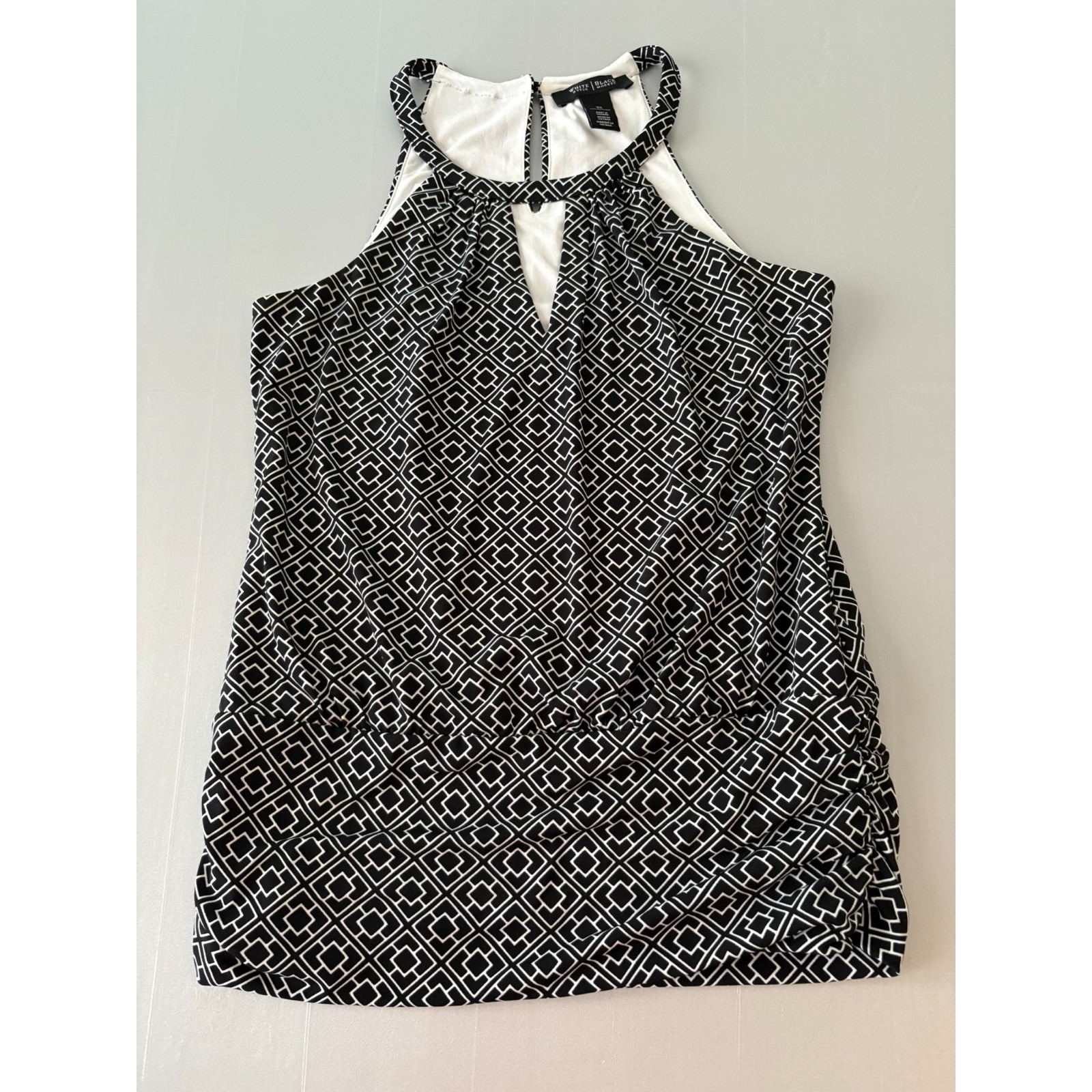 White House Black Market Sleeveless Halter Top Xs Black White Geometric Keyhole